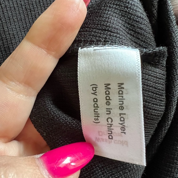 Square Neck Ribbed Crop Top - Picture 3 of 3